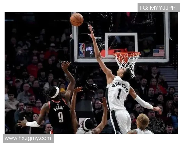 文班亚马首场比赛表现耀眼五次盖帽和隔扣字母哥引发热烈讨论